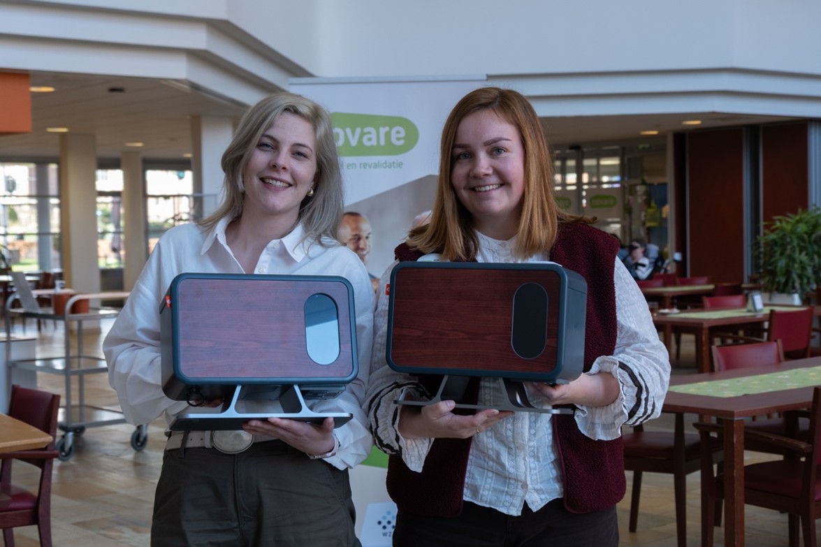 Primeur: doorlopend gebruik medicijndispenser - van intramuraal naar huis